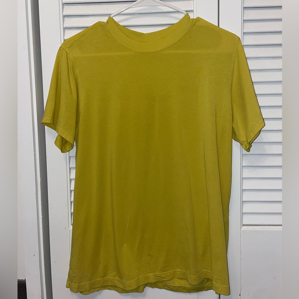 Lululemon Boyfriend Tee